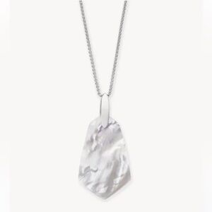 NWOT Kendra Scott Cam Long Pendant slider Necklace in Bright Silver